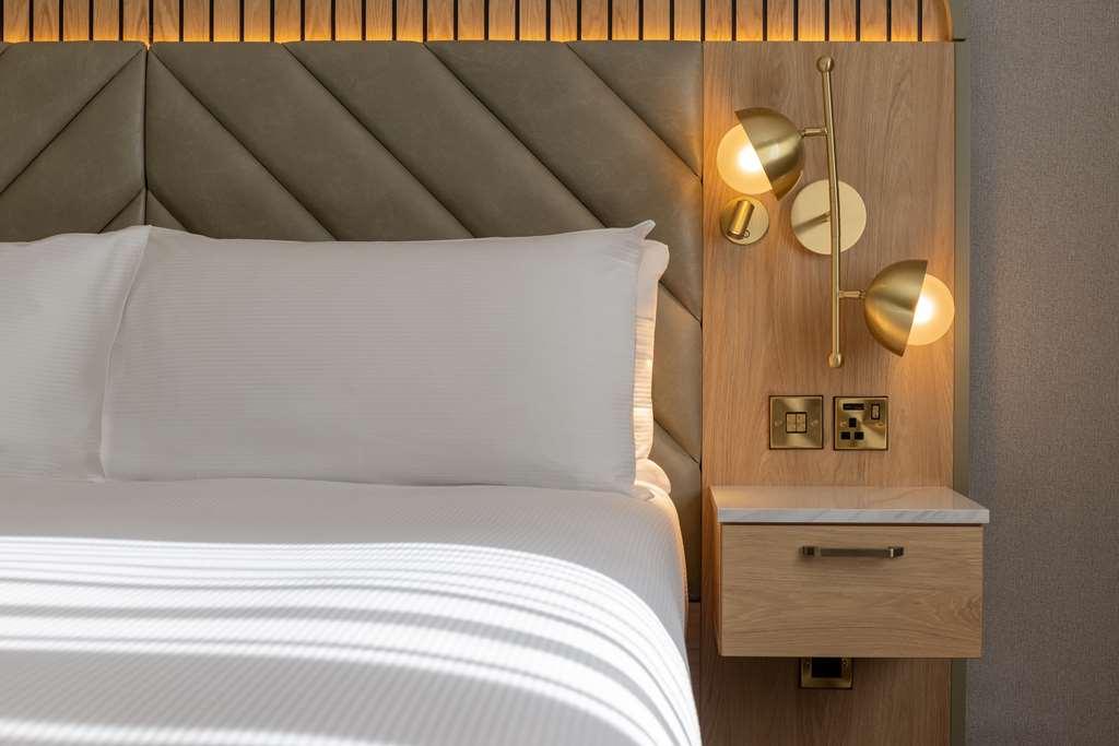 Doubletree By Hilton Bristol North Ξενοδοχείο Almondsbury Δωμάτιο φωτογραφία