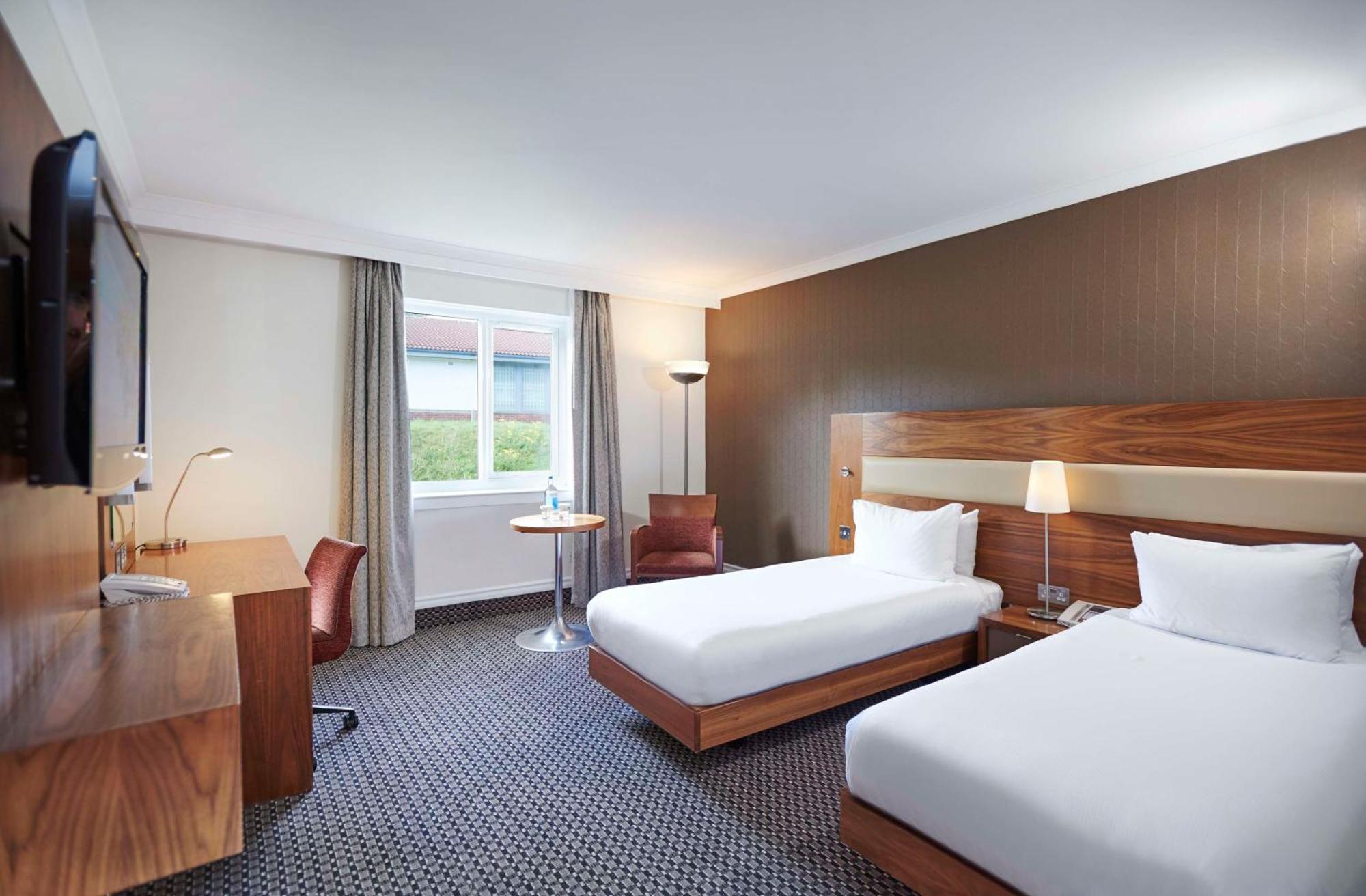 Doubletree By Hilton Bristol North Ξενοδοχείο Almondsbury Δωμάτιο φωτογραφία